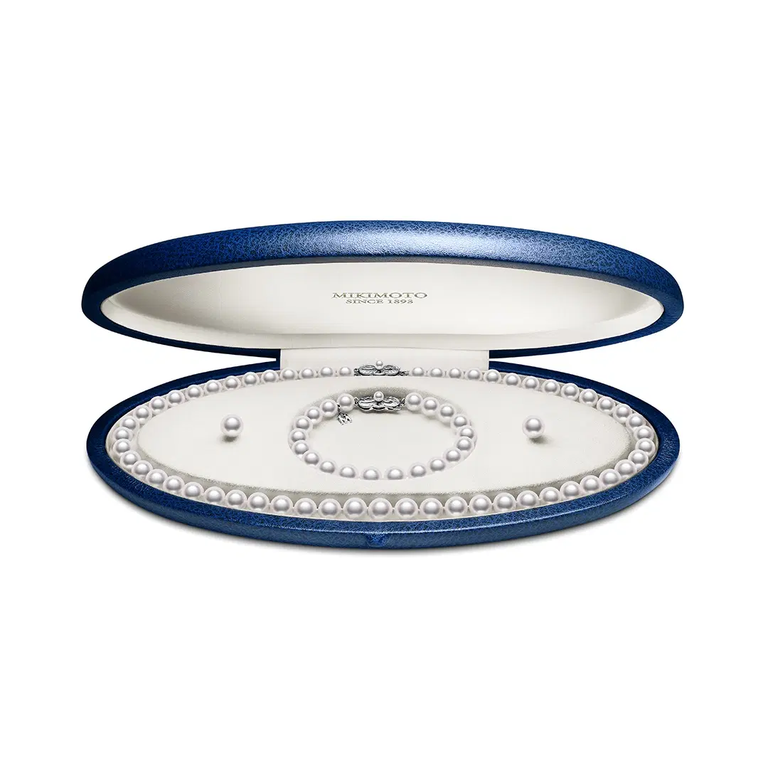 Mikimoto 7-6mm A Pearl Suite Gift Set