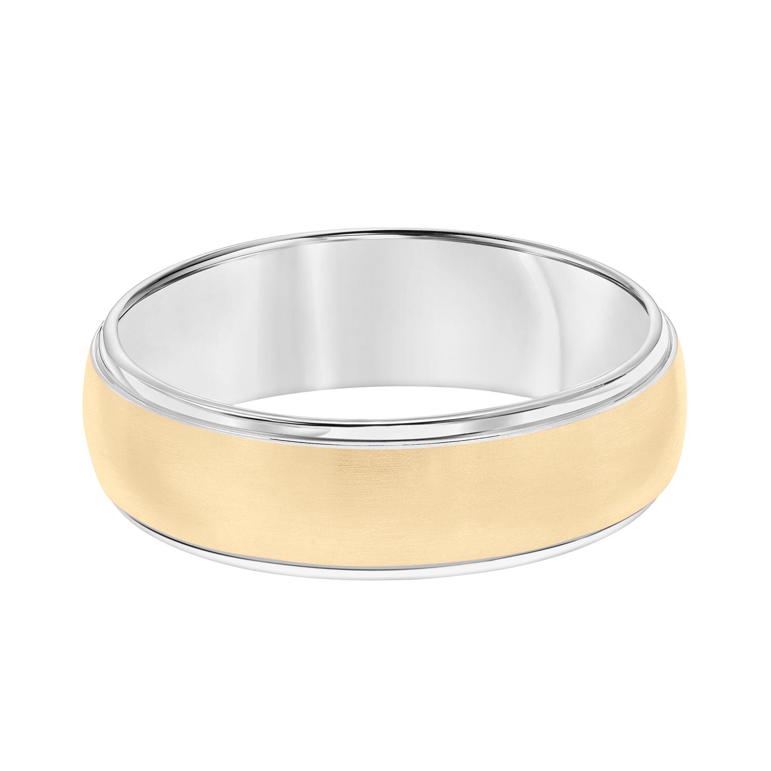 Gents Two-Tone Beveled Edge Band in Yellow Gold