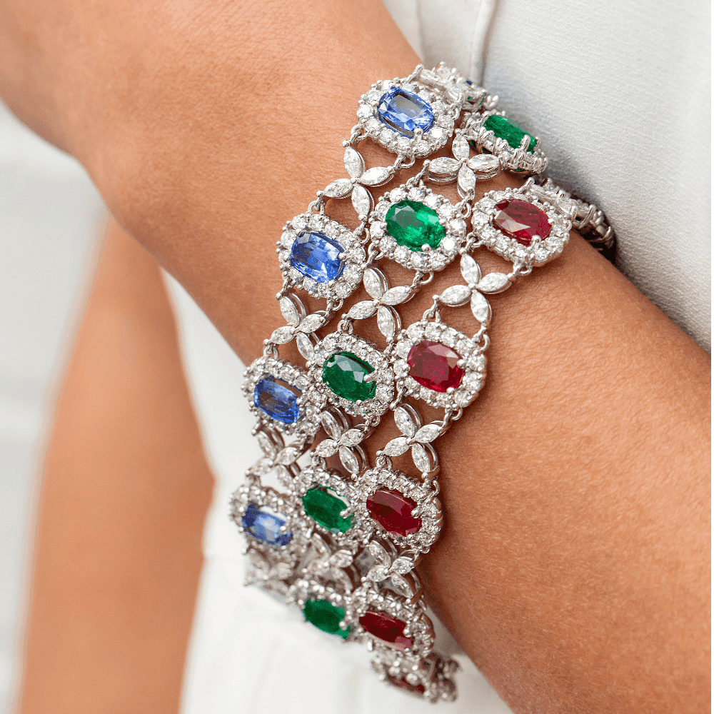 Oval Sapphire Bracelet with Diamond Quatrefoil 1