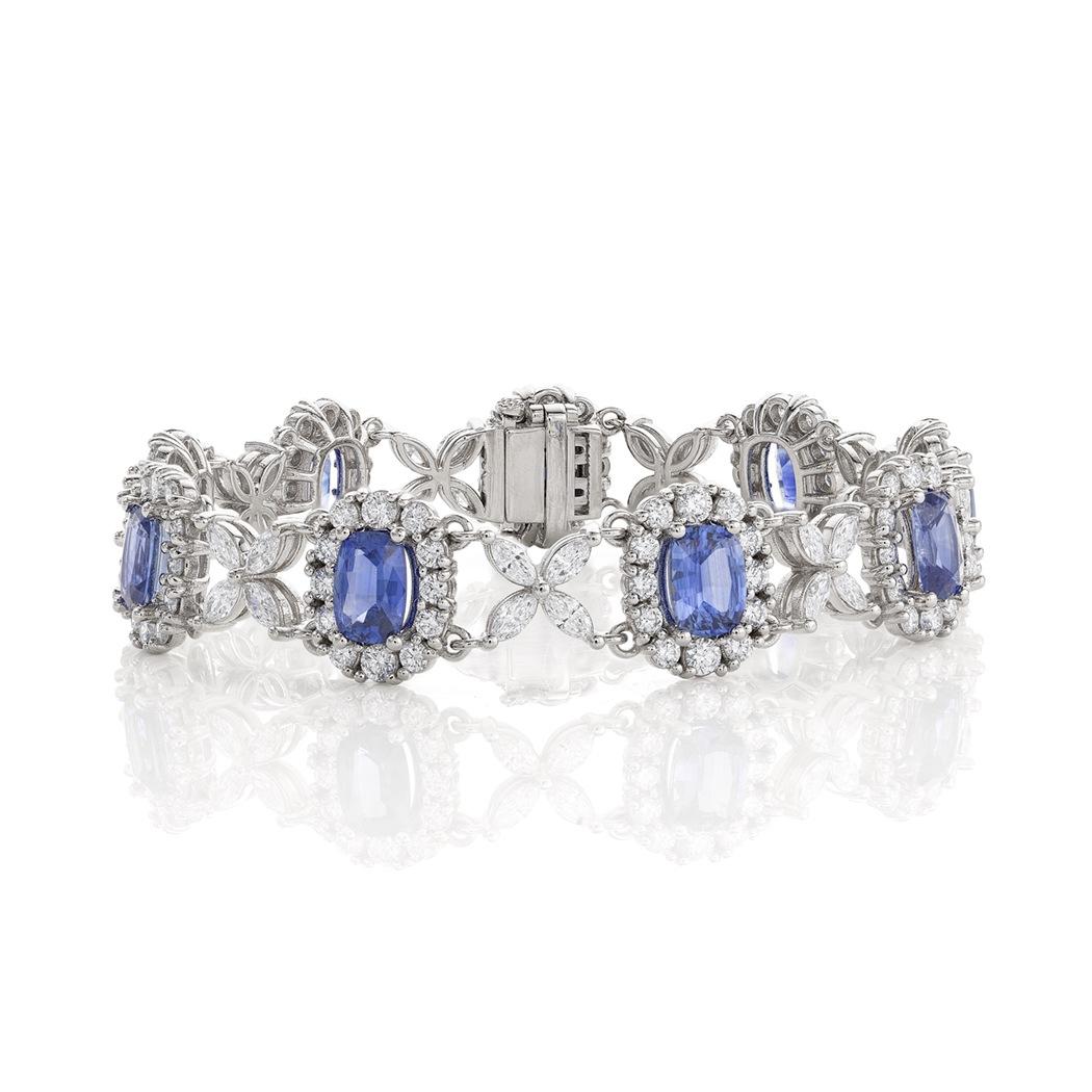 Oval Sapphire Bracelet with Diamond Quatrefoil 0