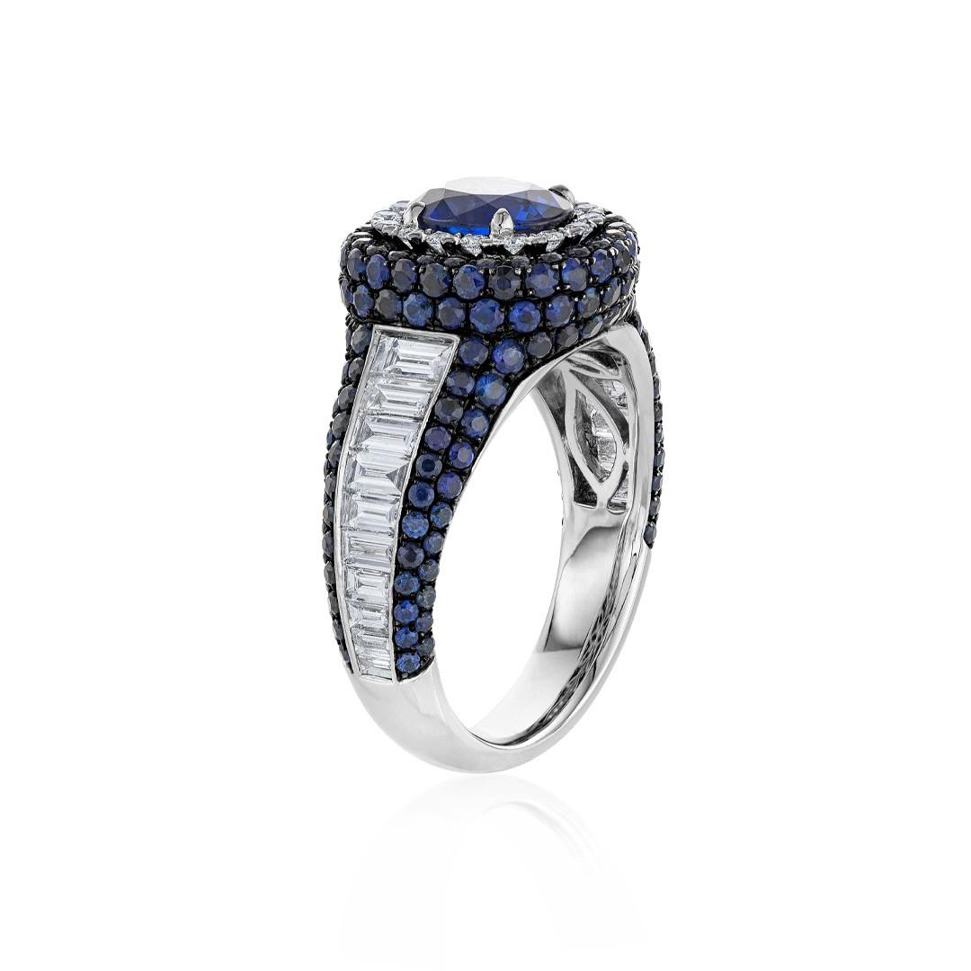 Blue Sapphire and Diamond Ring with 1.47ct oval center 2