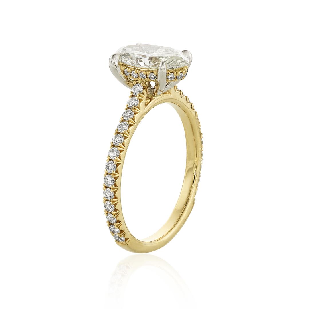 1.52 CT Oval Diamond Engagement Ring in Yellow Gold 1