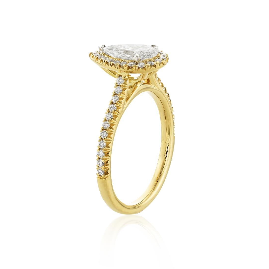 1.00 CT Pear Shaped Diamond Engagement Ring in Yellow Gold 1
