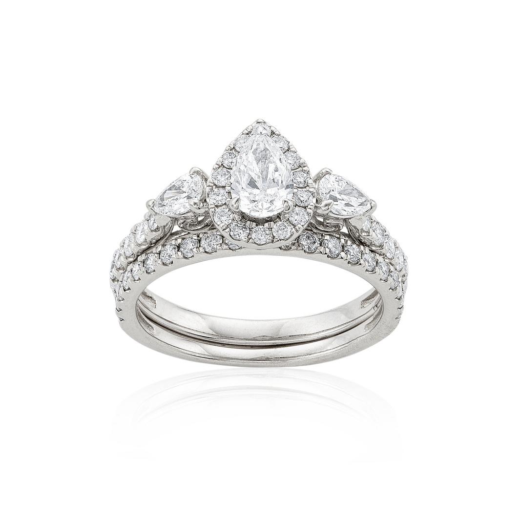 1.00 CTW Pear Shape Diamond Halo Bridal Set 