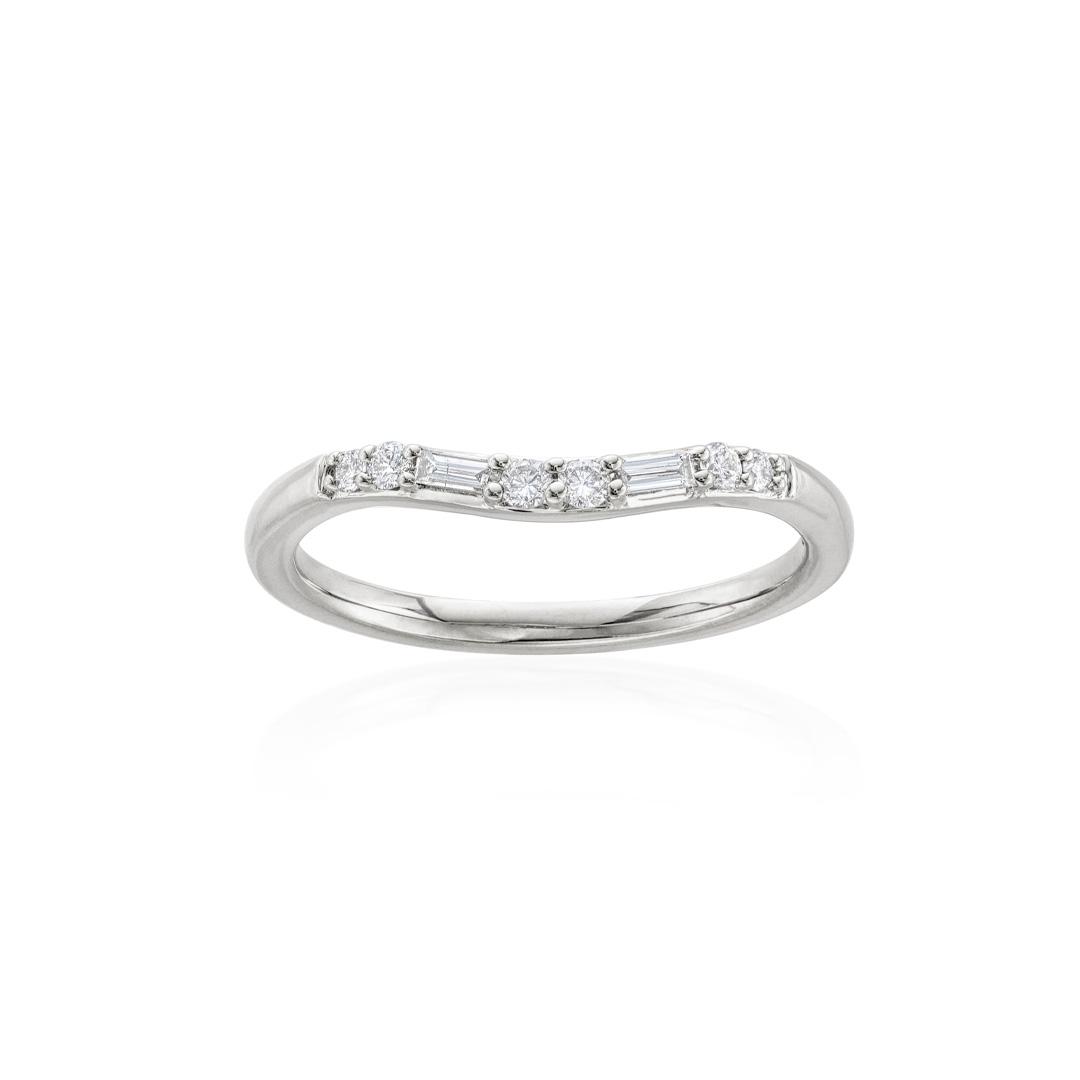 Fitted Wedding Band with Round and Baguette Diamonds 0