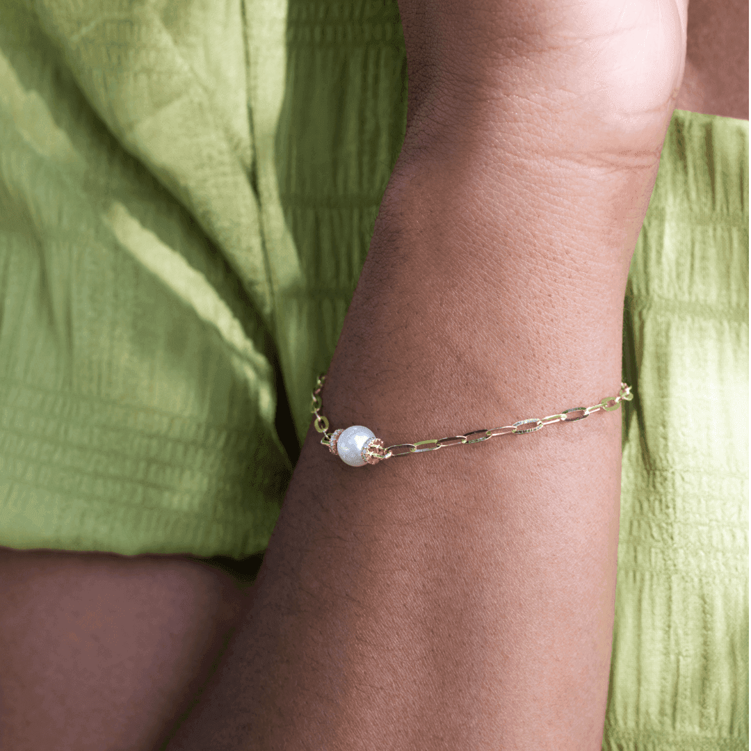 Pearl and Diamond Paperclip Link Bracelet 1