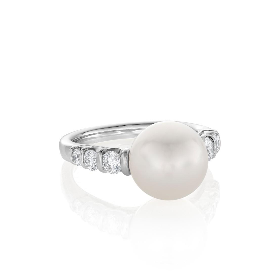 10mm White South Sea Pearl Ring with Diamonds 1