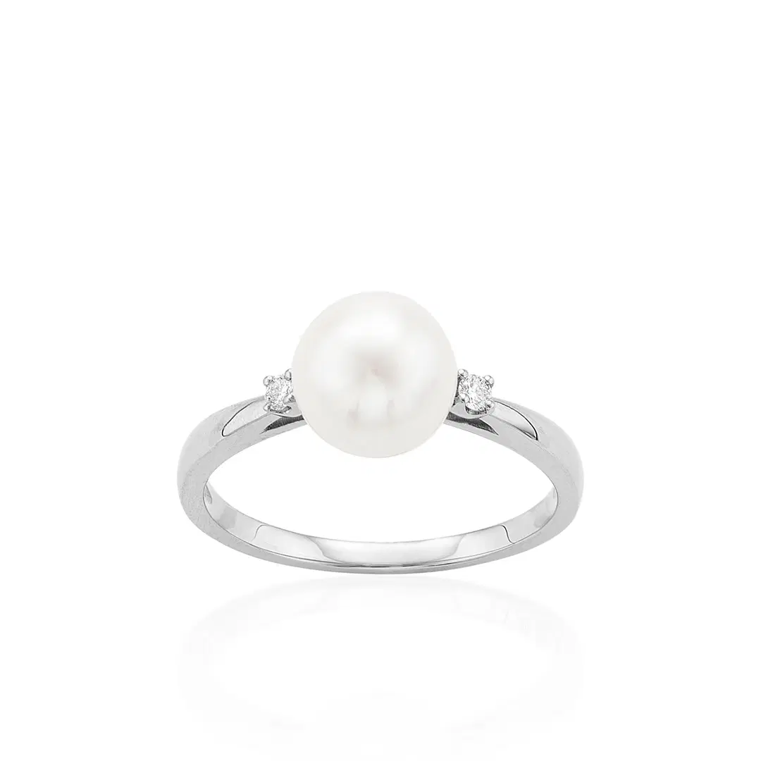 8-7.5mm Pearl & Round Diamond Ring in White Gold