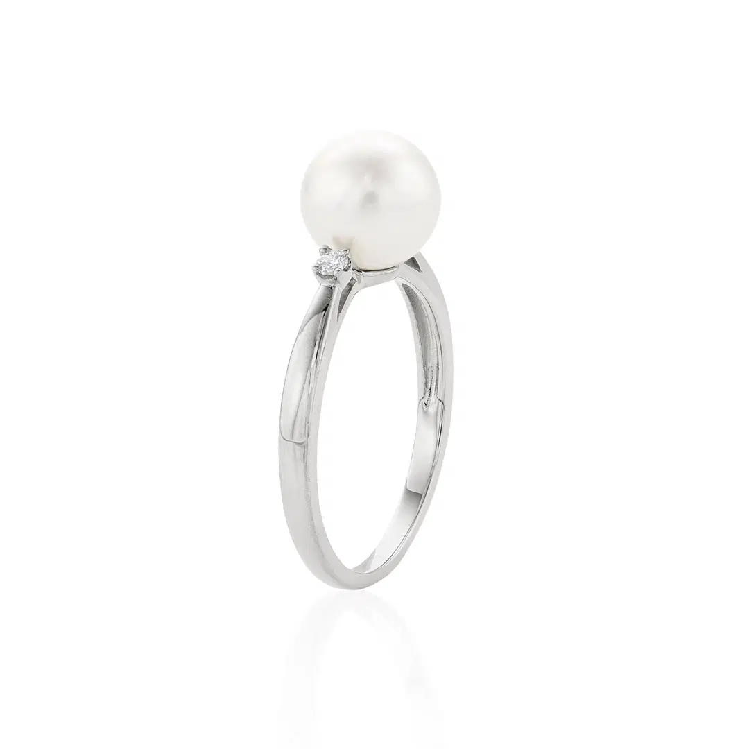 8-7.5mm Pearl & Round Diamond Ring in White Gold 1