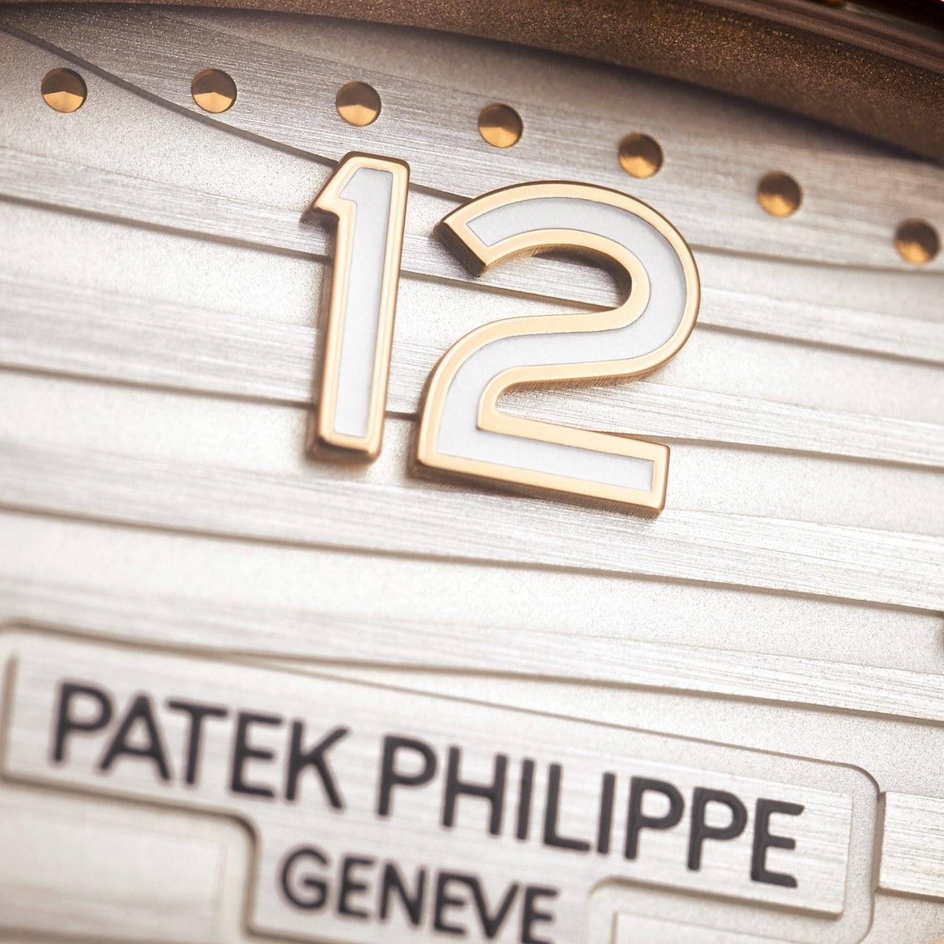 Patek Philippe Nautilus in Rose Gold with Silver Dial (7118/1R) 1