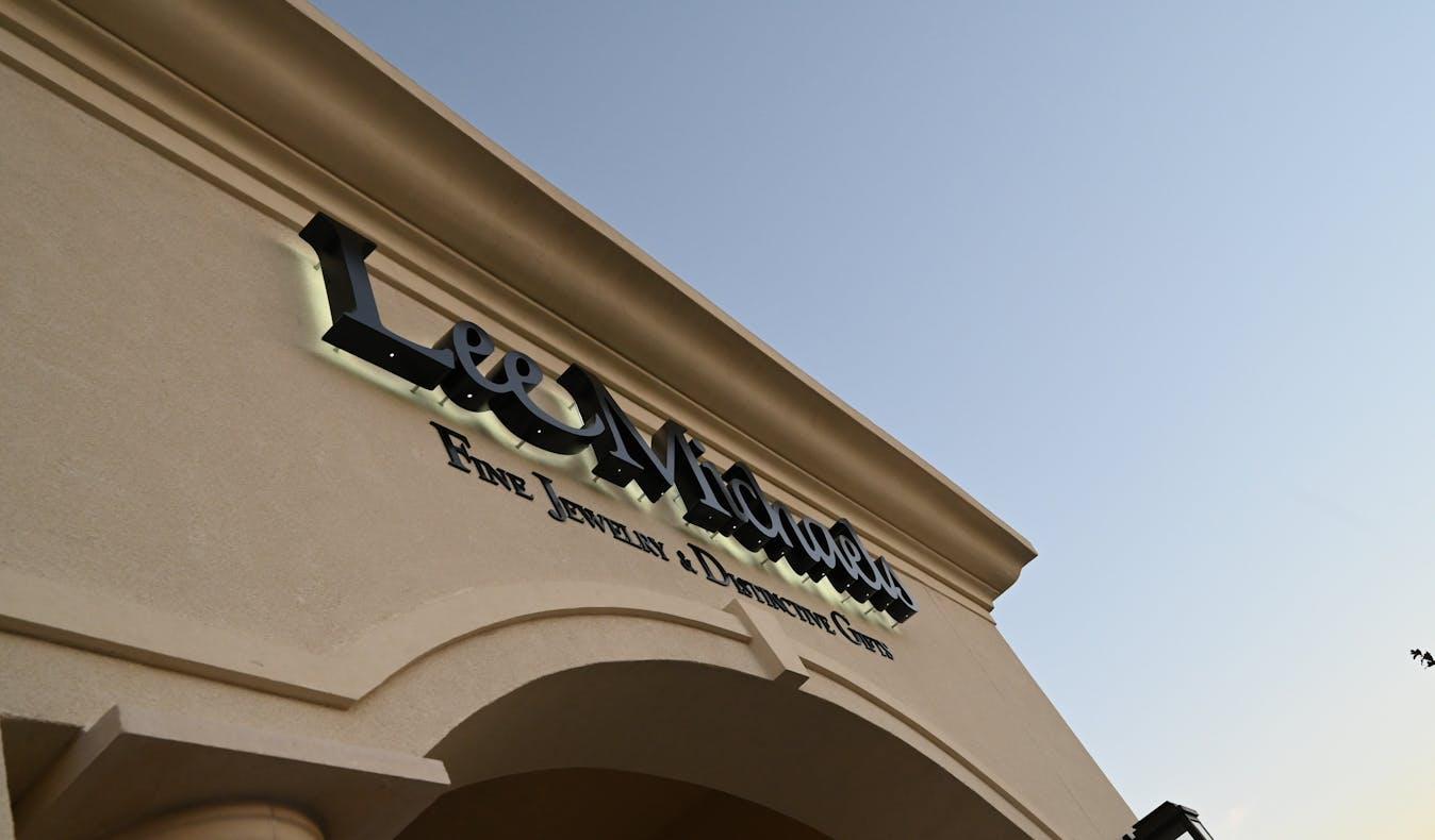 LEE MICHAELS fine jewelry store at the quarry