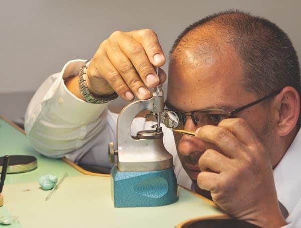 jewelry repairs at lee michaels