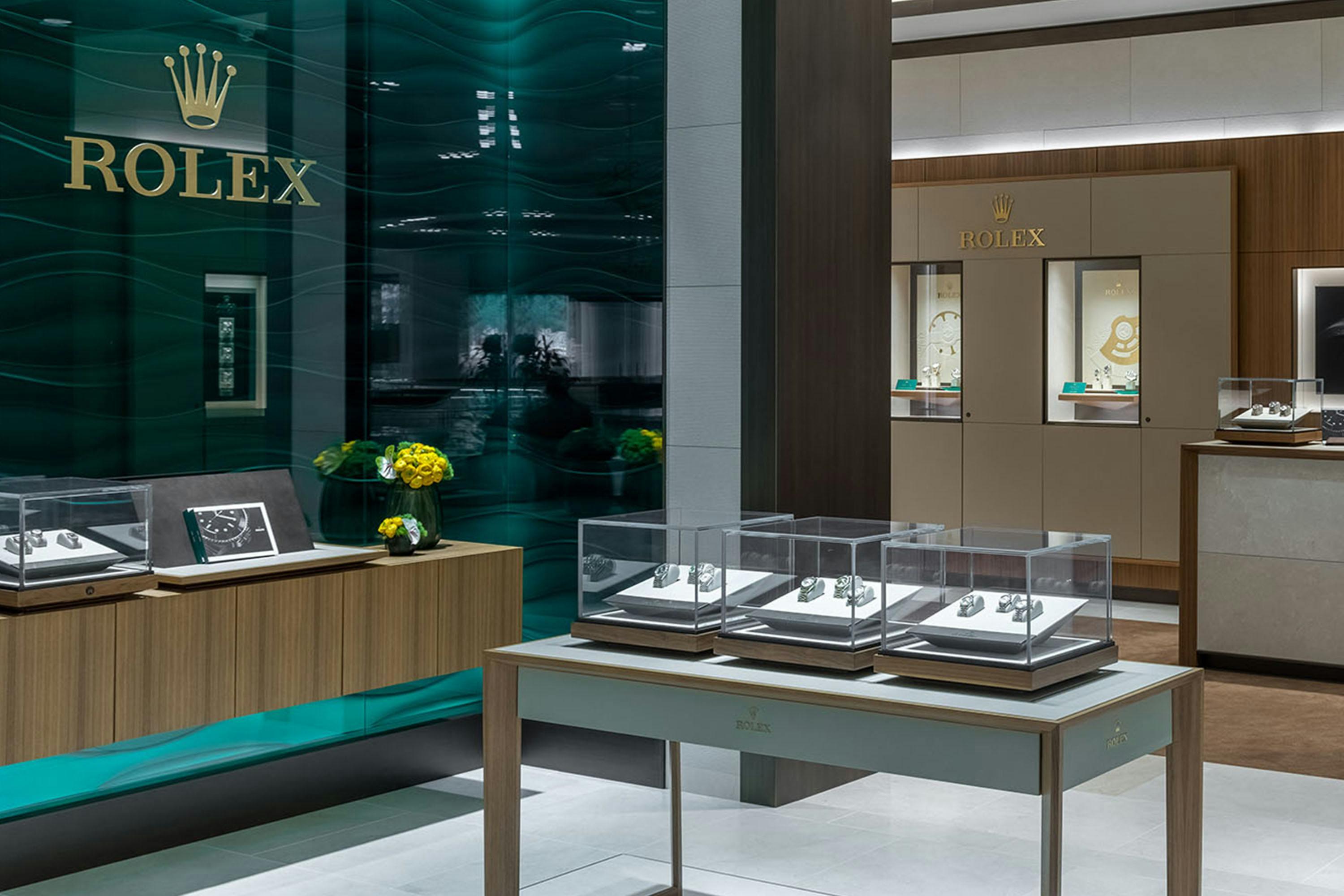 Interior Rolex area at Lee Michaels Fine Jewelry in Baton Rouge