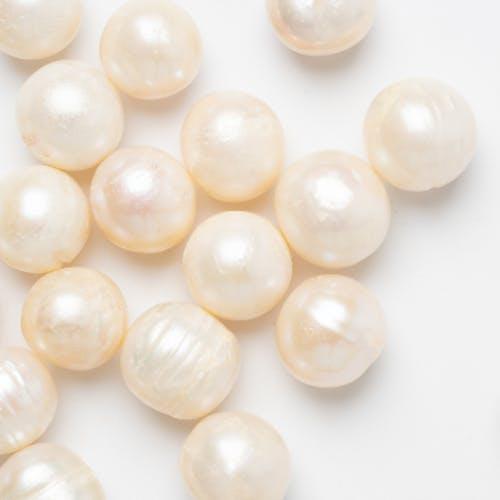 learn about pearls with Lee Michaels Fine Jewelry