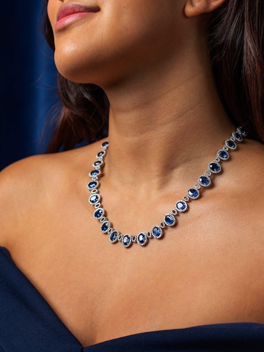 ornate sapphire necklace