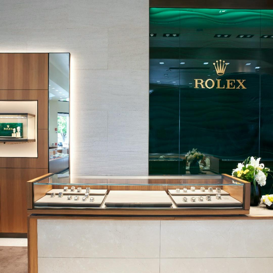 EXPLORE Rolex at Lee Michaels Fine Jewelry