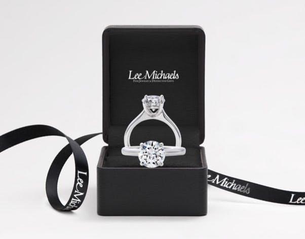 diamond engagement rings in black lee michaels box