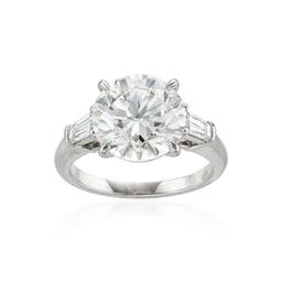 5.01 CT Round Diamond Engagement Ring 1