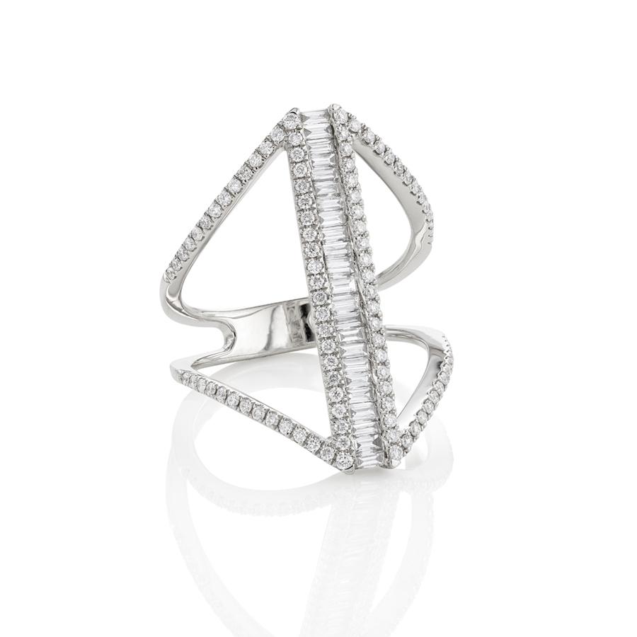 Round and Baguette Diamond Ring