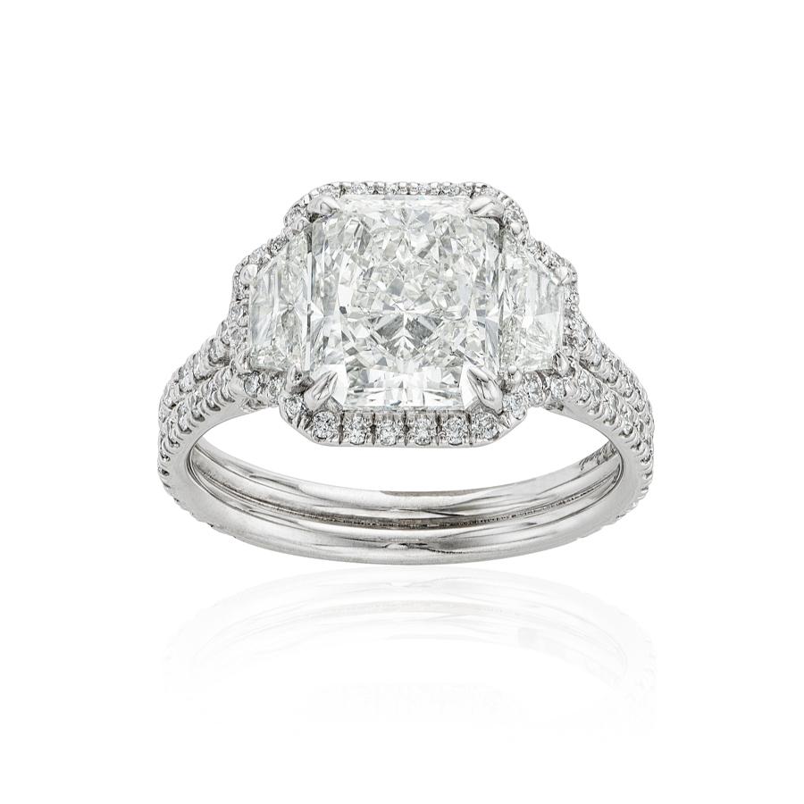 3.02 CT Radiant Cut Diamond Engagement Ring