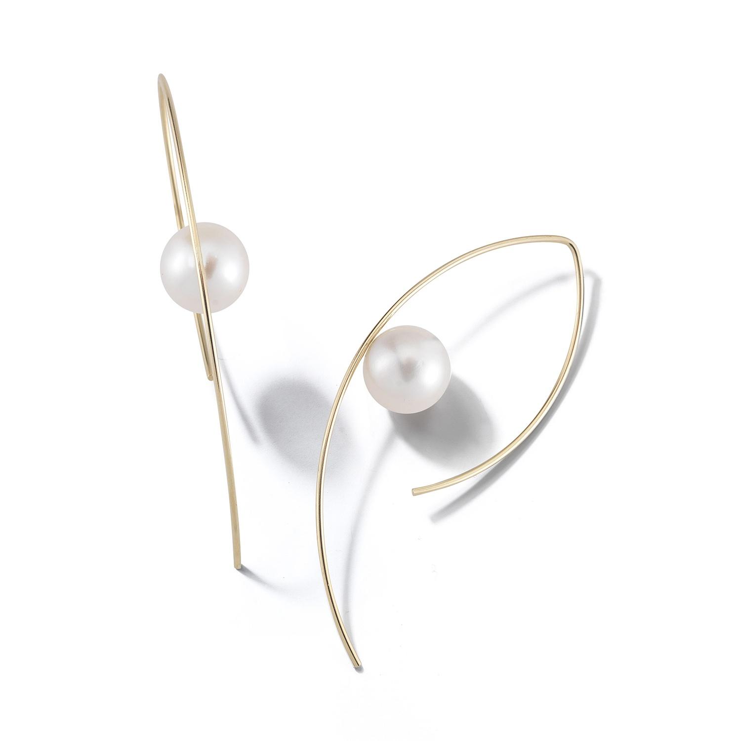 Mizuki Yellow Gold & White Freshwater Pearl Marquise Hoop Earrings