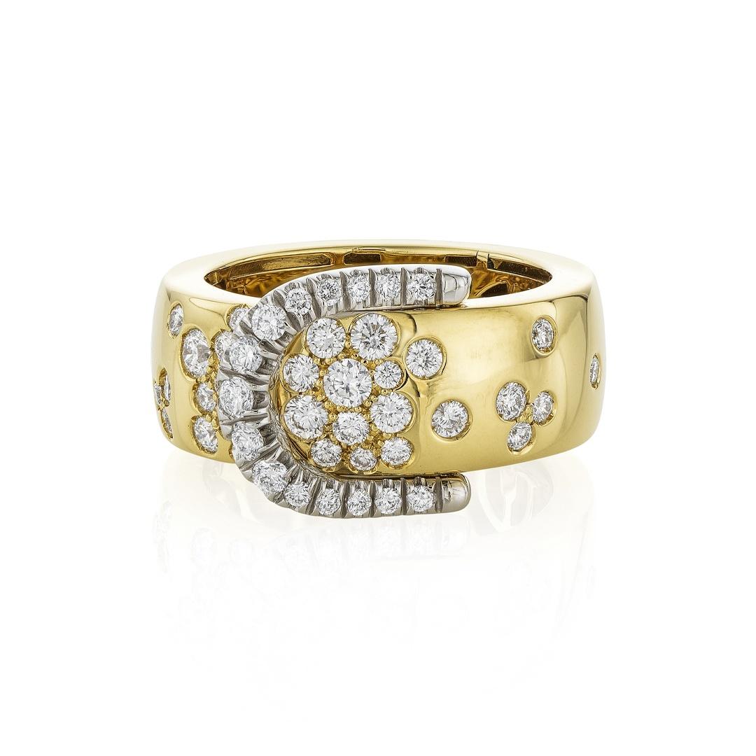 Scattered Diamond Buckle Ring