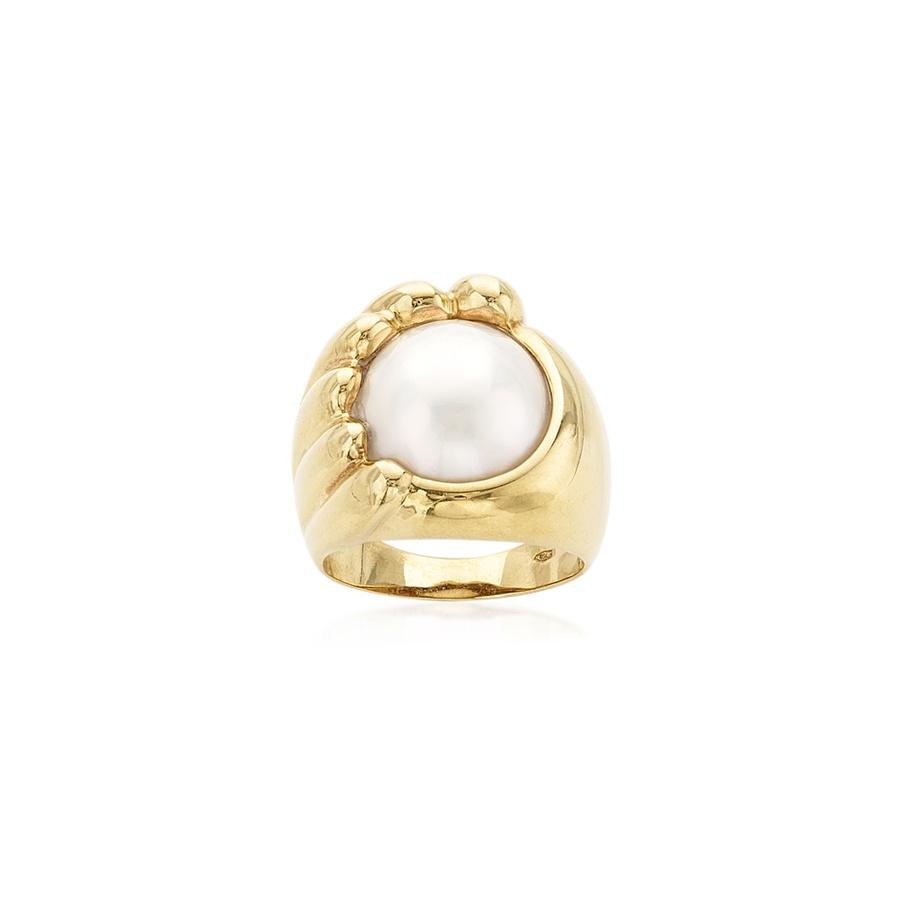 Estate Collection Mabe Gold Pearl Corrugated Ring