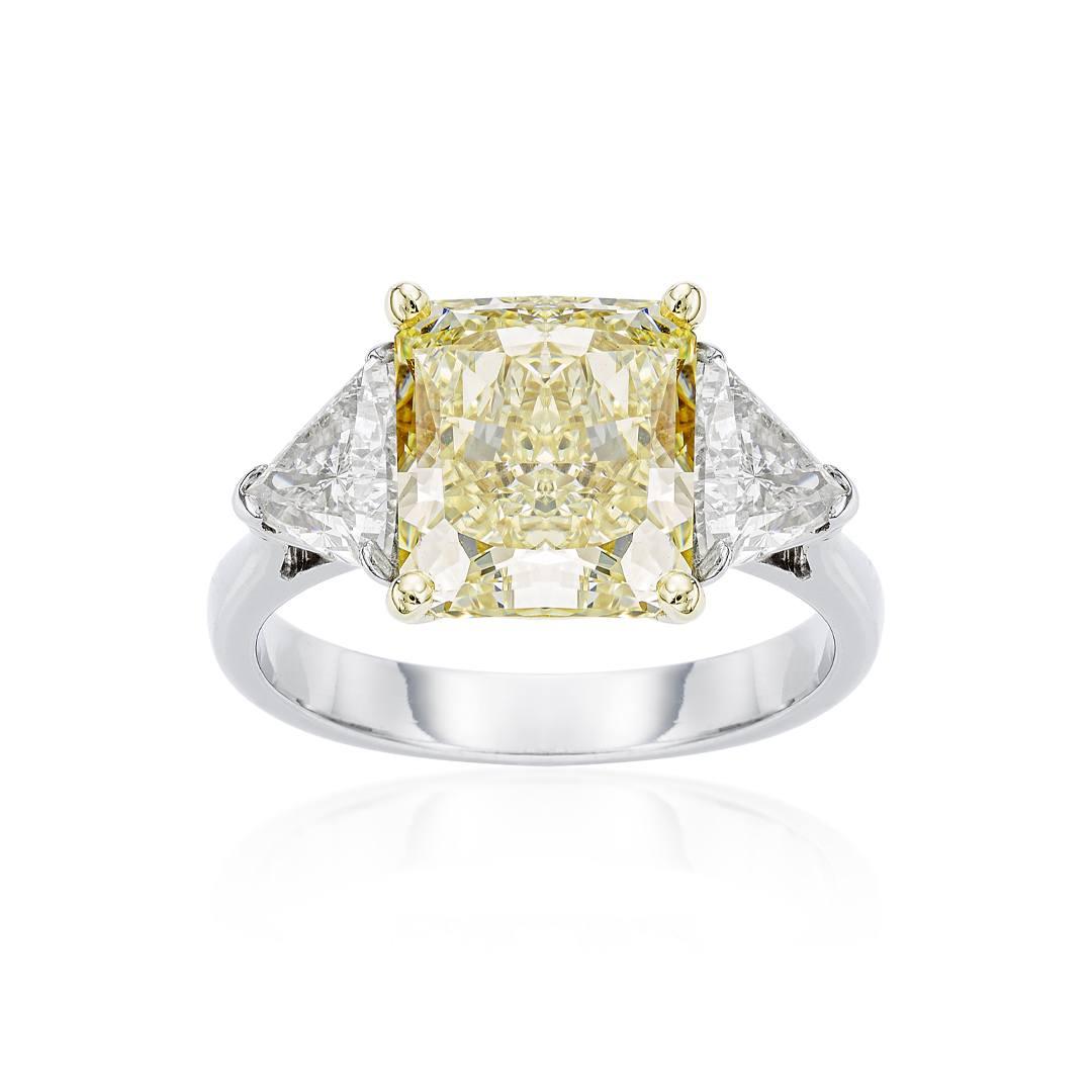Fancy Yellow Diamond & White Diamond Engagement Ring 0
