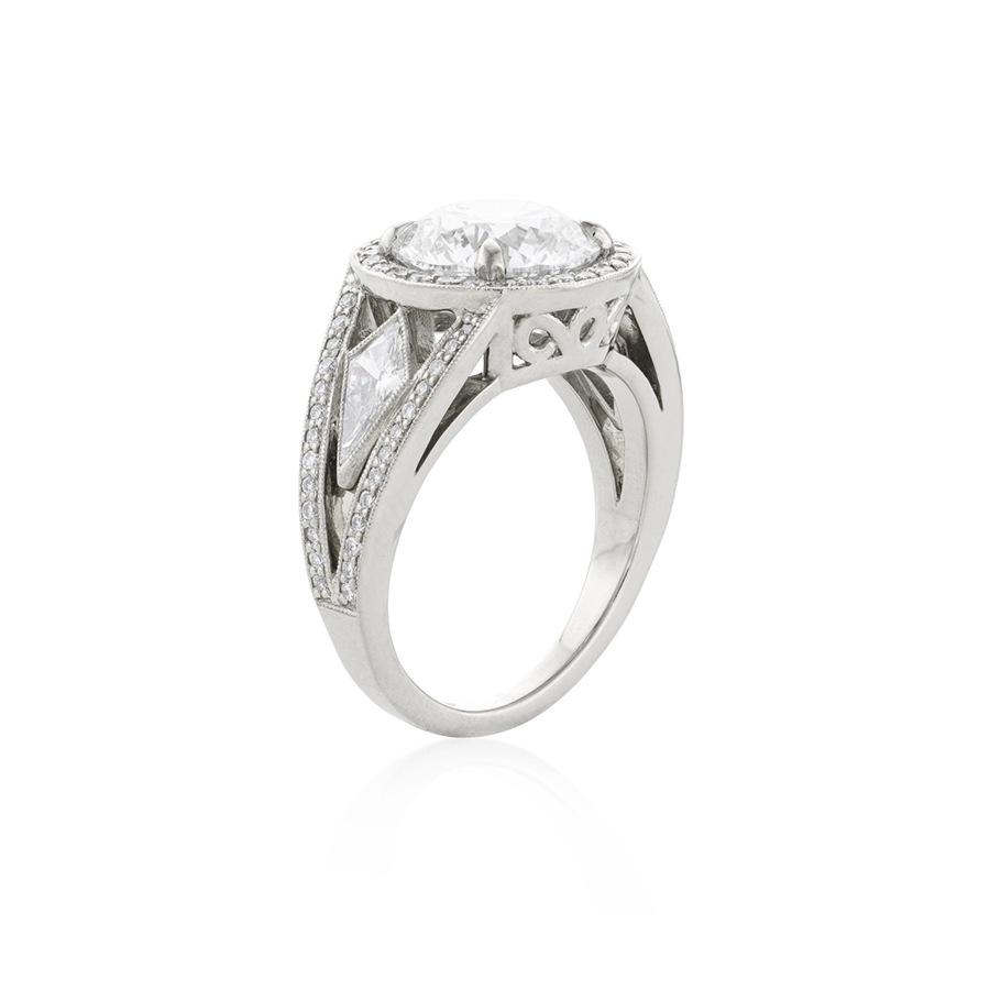 3.51 Carat Round Cut Diamond Engagement Ring
